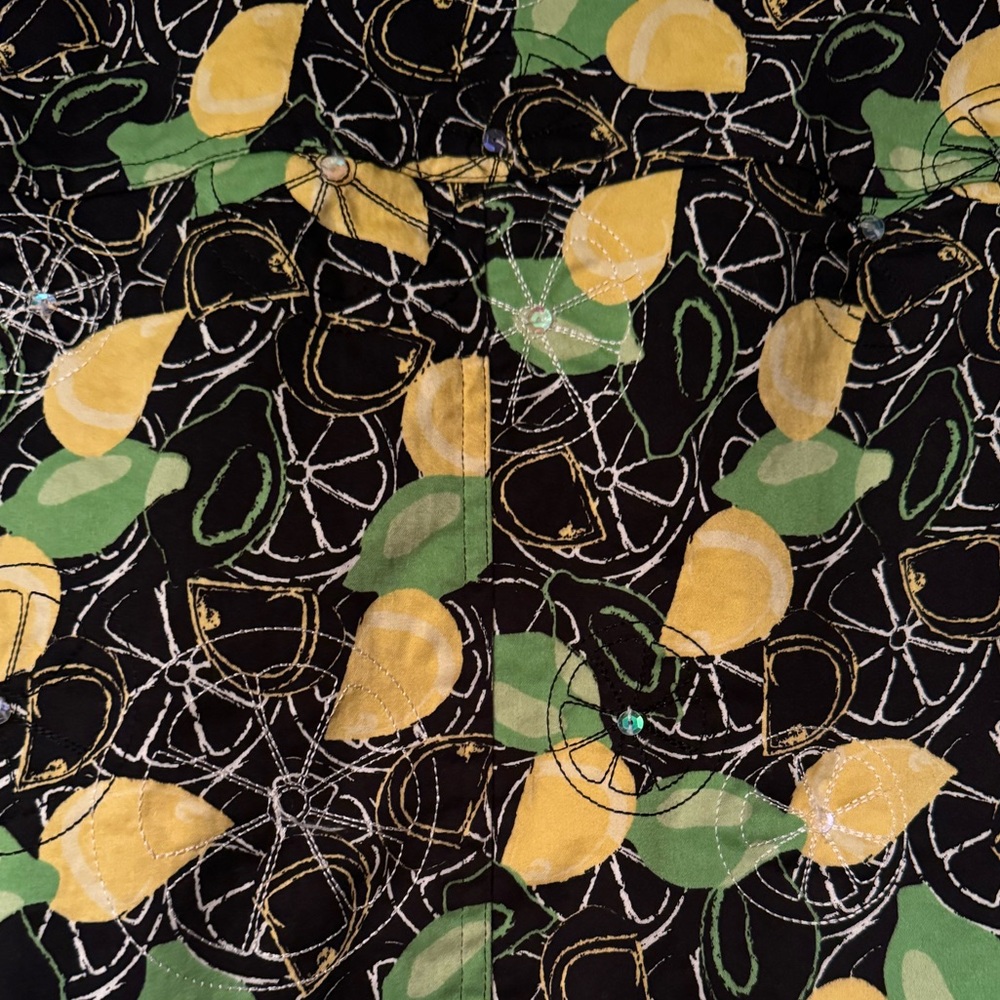 Laura Ashley Woman Sz 2X Lemon Lime Shacket w/ embroider details, buttons, lined - Picture 7 of 7